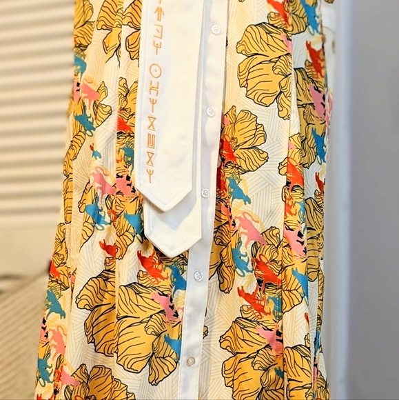 World of Wakanda Ladies' Dress Large - Picture 7 of 8